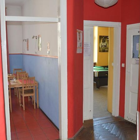 Old Walls Hostel 크라쿠프 외부 사진