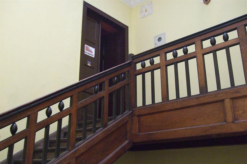 Old Walls Hostel 크라쿠프 외부 사진