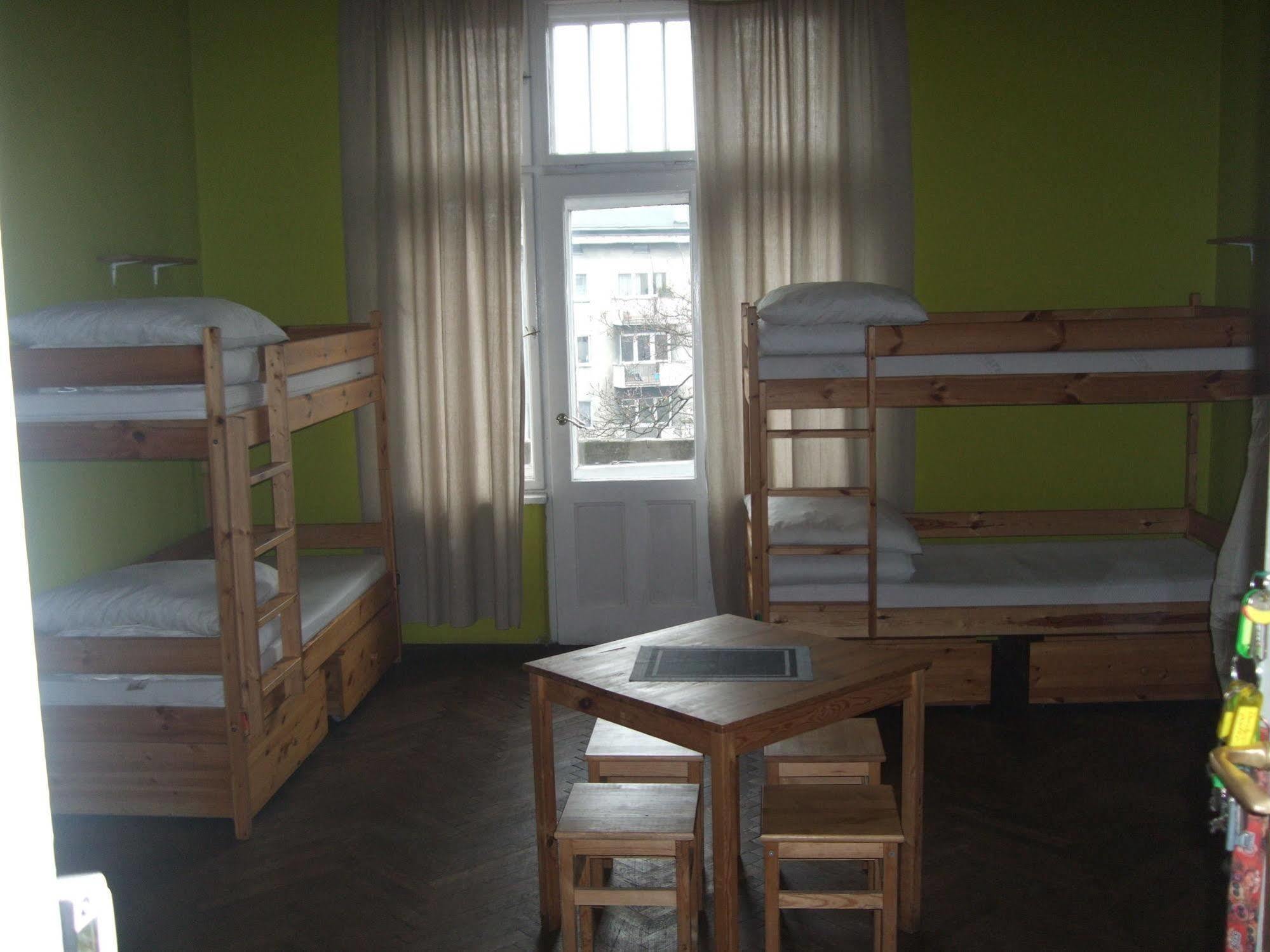Old Walls Hostel 크라쿠프 외부 사진
