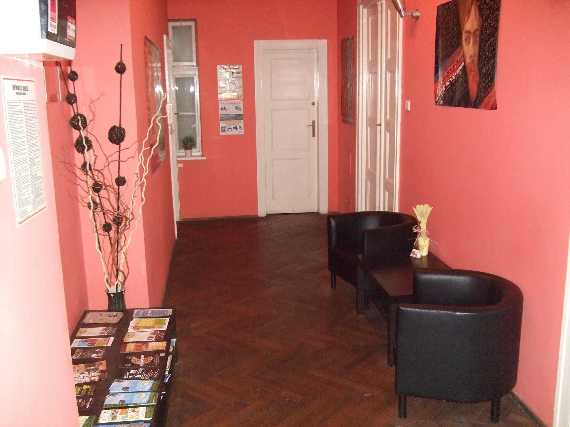 Old Walls Hostel 크라쿠프 외부 사진