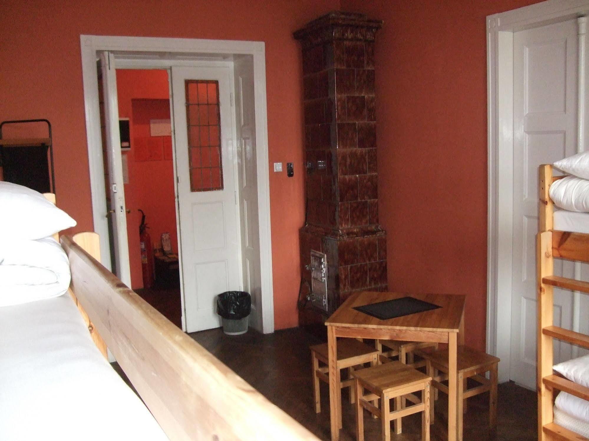 Old Walls Hostel 크라쿠프 외부 사진